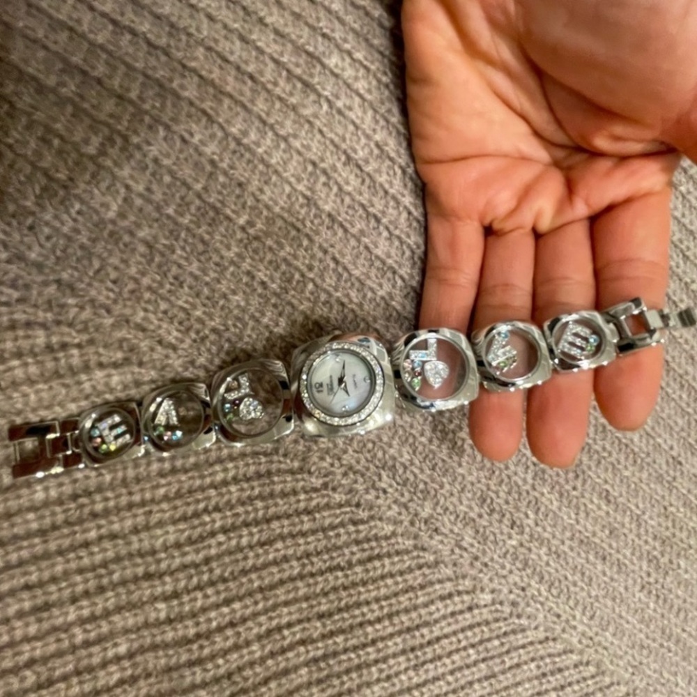 Fashion bracelet watch